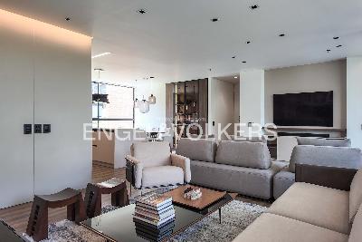 Apartamento de 3 alcobas en venta en Altos Del Poblado, Medellín, 161 m² · foto 3 de 20