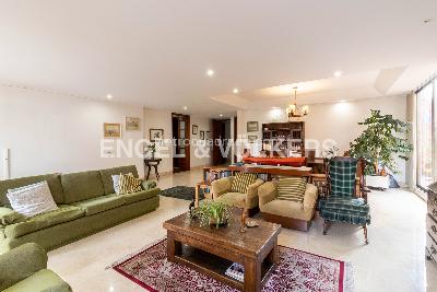 Apartamento de 3 alcobas en venta en Santa Bibiana, Bogotá, 204 m² · foto 3 de 15