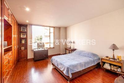 Apartamento de 3 alcobas en venta en Santa Bibiana, Bogotá, 204 m² · foto 10 de 15