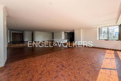 Apartamento de 3 alcobas en venta en Los Balsos, Medellín, 306 m² · foto 4 de 13