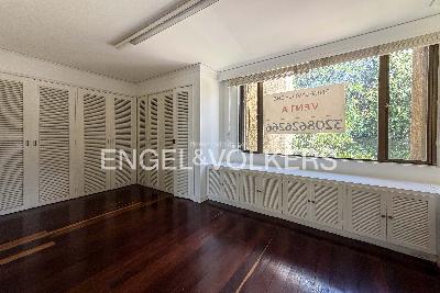Apartamento de 3 alcobas en venta en Los Balsos, Medellín, 306 m² · foto 9 de 13