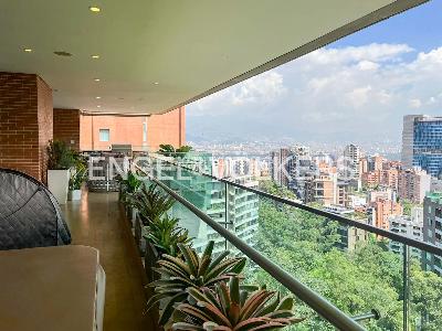 Apartamento de 3 alcobas en venta en El Poblado, Medellín, 389 m² · foto 6 de 20