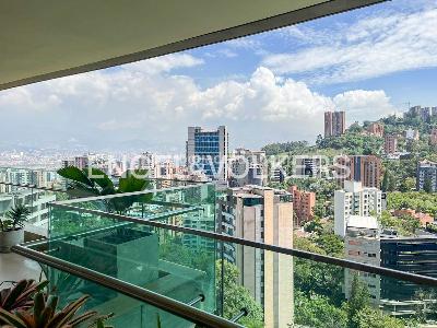 Apartamento de 3 alcobas en venta en El Poblado, Medellín, 389 m² · foto 8 de 20
