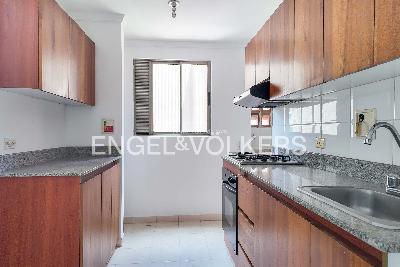 Apartamento de 3 alcobas en venta en Las Lomas, Medellín, 132 m² · foto 7 de 16