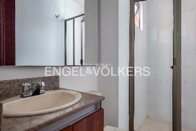 Apartamento de 3 alcobas en venta en Las Lomas, Medellín, 132 m² · foto 12 de 16