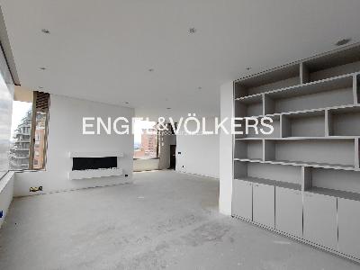Apartamento de 3 alcobas en venta en El Retiro, Bogotá, 162 m² · foto 3 de 17