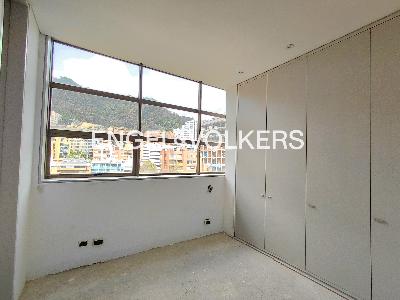 Apartamento de 3 alcobas en venta en El Retiro, Bogotá, 162 m² · foto 8 de 17