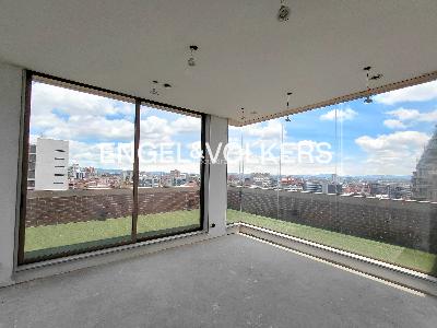 Apartamento de 3 alcobas en venta en El Retiro, Bogotá, 162 m² · foto 14 de 17