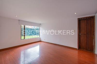 Casa de 4 alcobas en venta en Guaymaral, Chía, 457 m² · foto 10 de 17