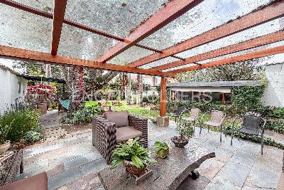 Casa de 3 alcobas en venta en Cerros De Niza, Bogotá, 469 m² · foto 2 de 20