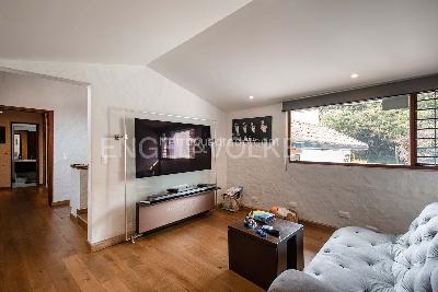 Casa de 3 alcobas en venta en Cerros De Niza, Bogotá, 469 m² · foto 12 de 20