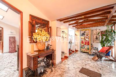 Casa de 3 alcobas en venta en El Batan, Bogotá, 248 m² · foto 5 de 17