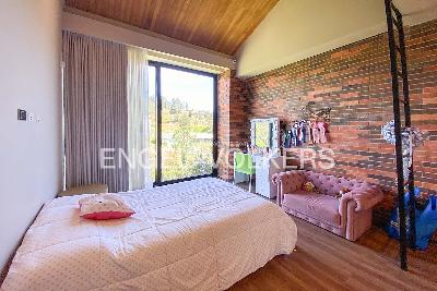 Casa de 5 alcobas en venta en Alto Del Escobero, Medellín, 1113 m² · foto 10 de 20