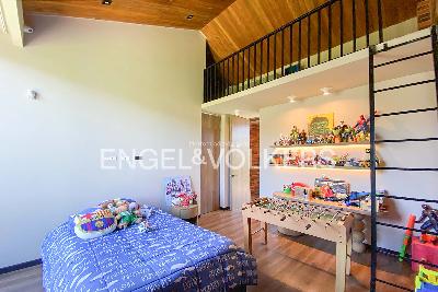 Casa de 5 alcobas en venta en Alto Del Escobero, Medellín, 1113 m² · foto 12 de 20