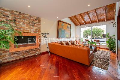 Casa de 5 alcobas en venta en San Jose De Bavaria, Chía, 717 m² · foto 3 de 20