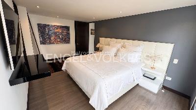 Apartamento de 3 alcobas en venta en San Patricio, Bogotá, 148 m² · foto 5 de 11