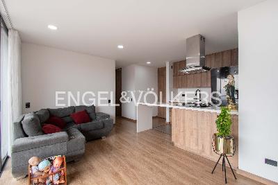 Apartamento en venta en Jardines, Medellín · foto 2 de 17