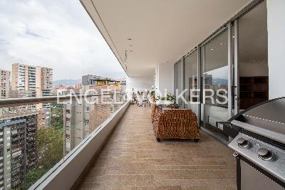 Apartamento en arriendo en Los Balsos, Medellín · foto 7 de 18
