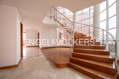 Apartamento de 3 alcobas en venta en Laureles, Medellín, 383 m² · foto 4 de 20