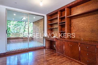 Apartamento de 4 alcobas en arriendo en Los Balsos, Medellín, 246 m² · foto 5 de 20