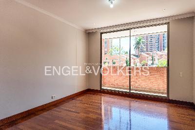 Apartamento de 4 alcobas en arriendo en Los Balsos, Medellín, 246 m² · foto 7 de 20