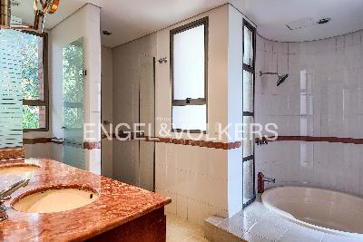 Apartamento de 4 alcobas en arriendo en Los Balsos, Medellín, 246 m² · foto 11 de 20