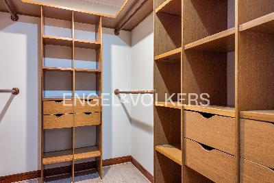 Apartamento de 4 alcobas en arriendo en Los Balsos, Medellín, 246 m² · foto 13 de 20
