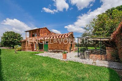 Casa de 4 alcobas en venta en Guaymaral, Chía, 392 m² · foto 16 de 18