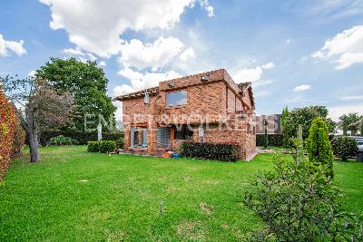Casa de 4 alcobas en venta en Guaymaral, Chía, 392 m² · foto 17 de 18