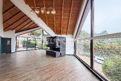 Casa de 4 alcobas en venta en Cerros De Suba, Bogotá, 292 m² · foto 2 de 20