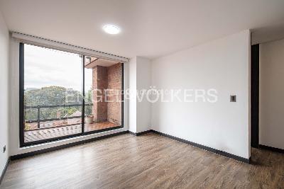 Casa de 4 alcobas en venta en Cerros De Suba, Bogotá, 292 m² · foto 9 de 20