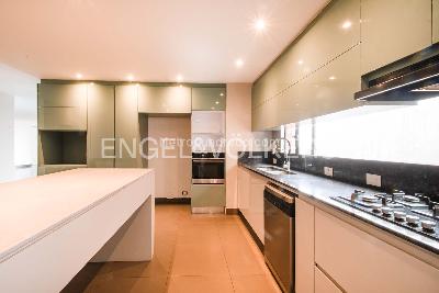 Apartamento de 3 alcobas en venta en Los Rosales, Bogotá, 283 m² · foto 7 de 19