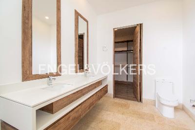 Casa de 3 alcobas en venta en Alto De Palmas, Medellín, 362 m² · foto 15 de 20