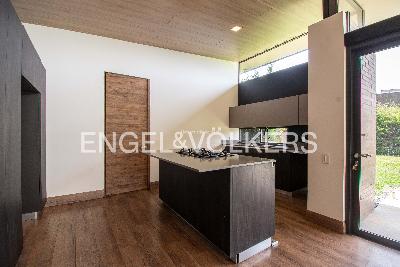 Casa de 3 alcobas en venta en Alto De Palmas, Medellín, 362 m² · foto 7 de 20