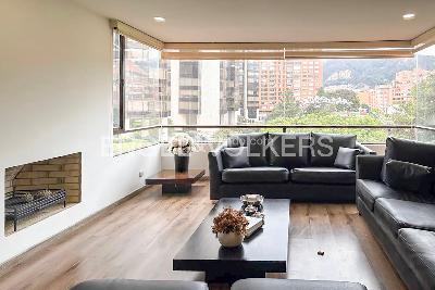 Apartamento de 3 alcobas en venta en La Carolina, Bogotá, 168 m² · foto 2 de 11