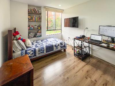 Apartamento de 3 alcobas en venta en La Carolina, Bogotá, 168 m² · foto 8 de 11