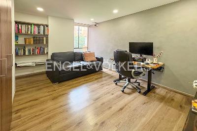 Apartamento de 3 alcobas en venta en La Carolina, Bogotá, 168 m² · foto 9 de 11