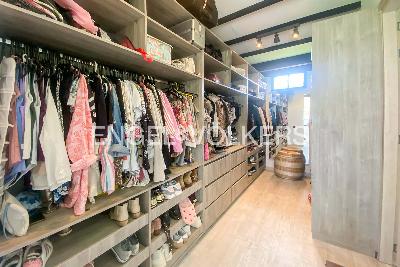 Casa de 3 alcobas en venta en Alto Del Escobero, Medellín, 260 m² · foto 10 de 20