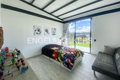 Casa de 3 alcobas en venta en Alto Del Escobero, Medellín, 260 m² · foto 13 de 20