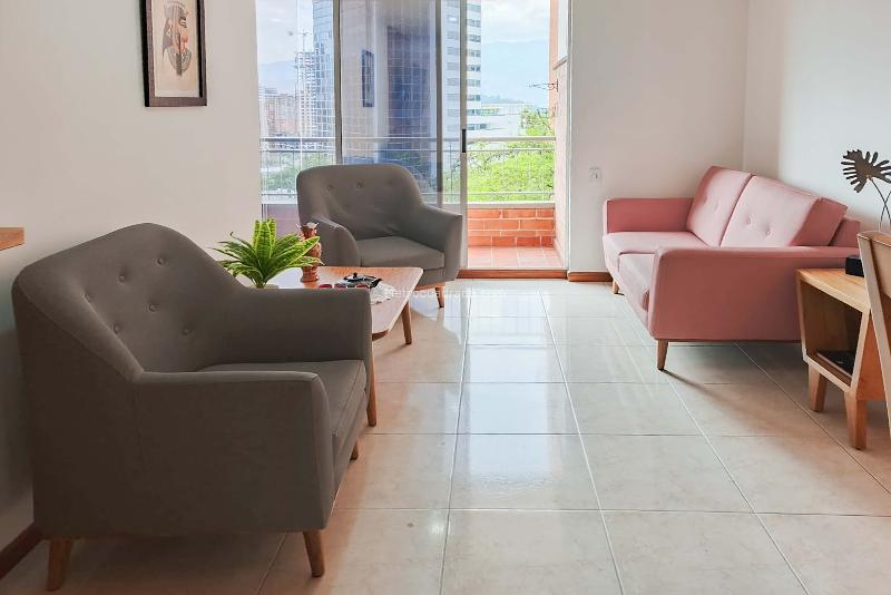 Apartamento en Arriendo, El Poblado, Medellín