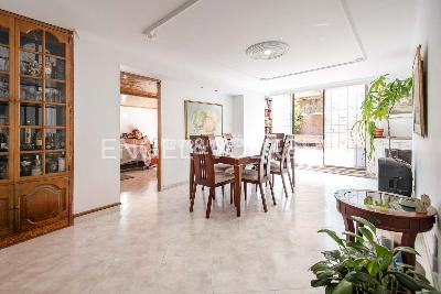 Apartamento de 3 alcobas en venta en La Carolina, Bogotá, 200 m² · foto 3 de 10
