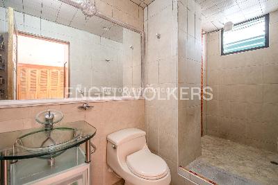 Apartamento de 3 alcobas en venta en La Carolina, Bogotá, 200 m² · foto 6 de 10