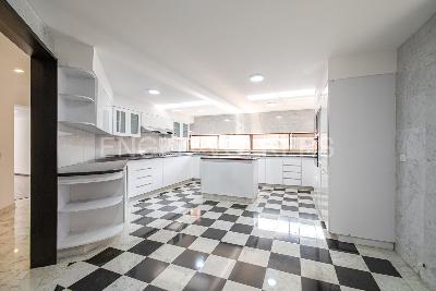 Apartamento de 5 alcobas en venta en La Carolina, Bogotá, 501 m² · foto 7 de 16