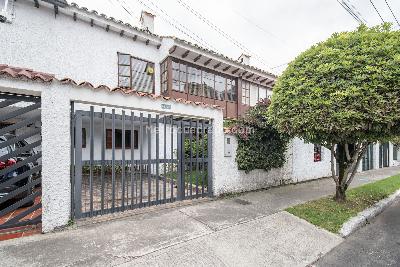 Casa de 3 alcobas en venta en La Floresta, Bogotá, 240 m² · foto 17 de 17