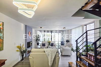 Casa de 3 alcobas en venta en El Tesoro, Medellín, 181 m² · foto 3 de 19