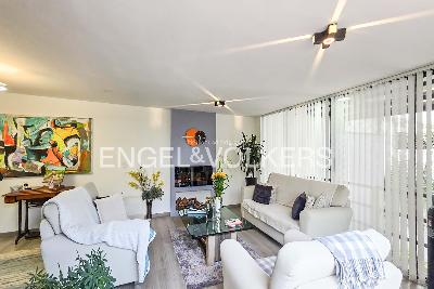 Casa de 3 alcobas en venta en El Tesoro, Medellín, 181 m² · foto 4 de 19