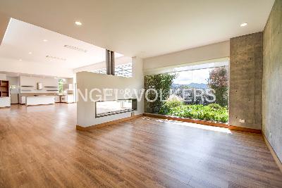 Casa de 3 alcobas en venta en La Calera, Bogotá, 393 m² · foto 9 de 20
