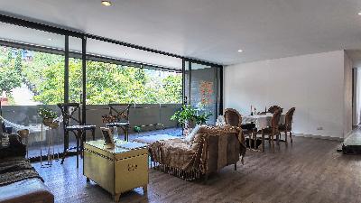 Apartamento de 3 alcobas en venta en Benedictinos, Medellín, 179 m² · foto 1 de 18