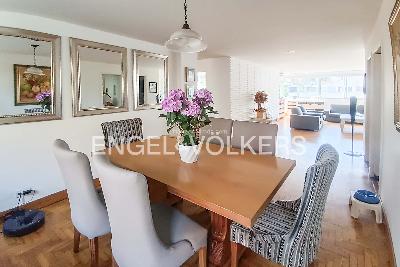 Apartamento de 3 alcobas en venta en El Tesoro, Medellín, 157 m² · foto 3 de 11