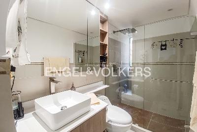 Apartamento de 3 alcobas en venta en El Tesoro, Medellín, 157 m² · foto 9 de 11